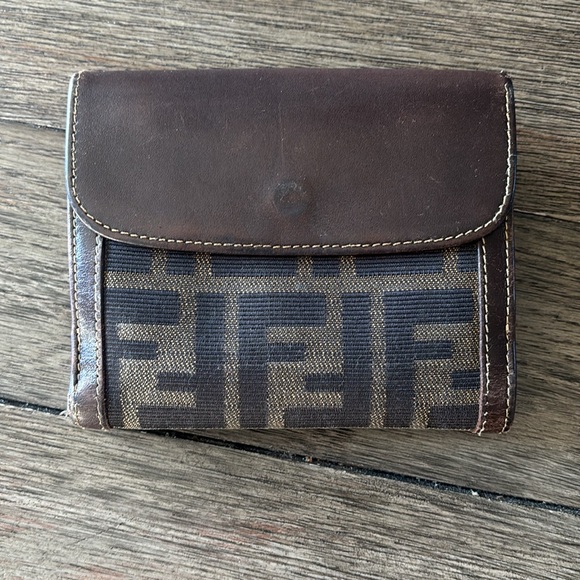 Fendi Zucca Wallet - Picture 2 of 11